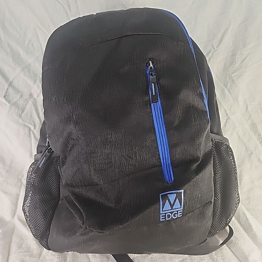 Backpack M-Edge Flex Carrying Case for 15" Notebook, Black Blue No Battery